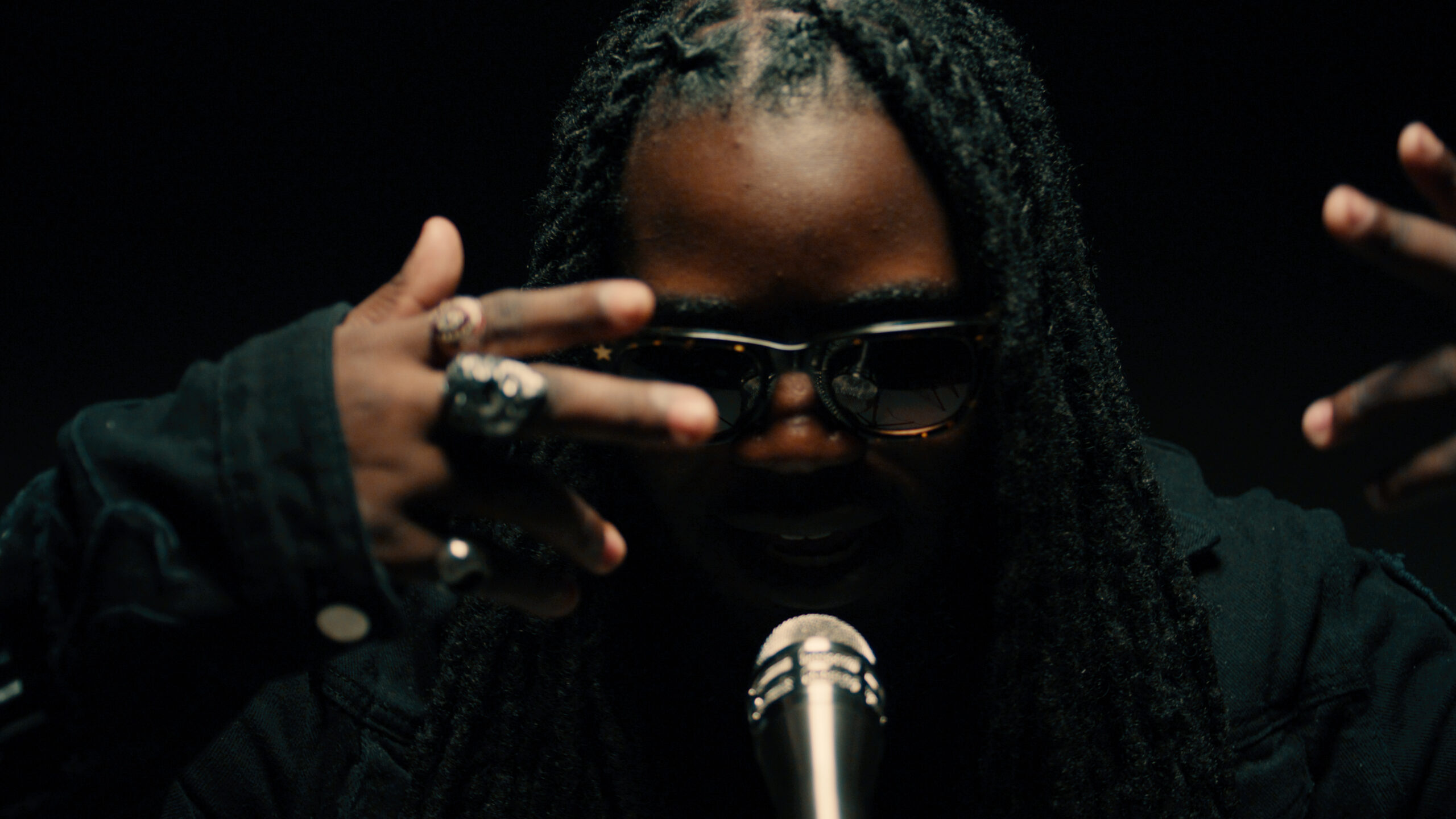 Sequence 01.00_00_28_15.Still015